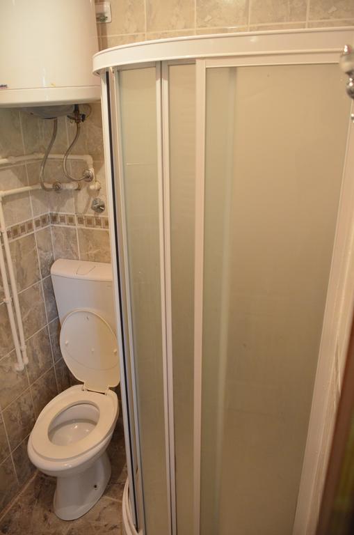 Apartmani Don ซลาตีบอร์ ภายนอก รูปภาพ